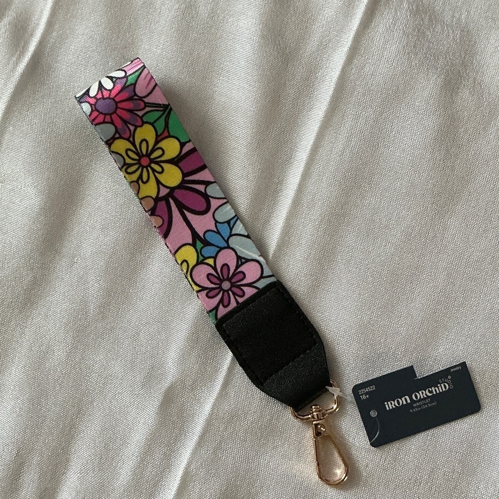 Wristlet Floral Keychain Strap - Pink Multicolor Flowers absolutely gorgeous 🤩